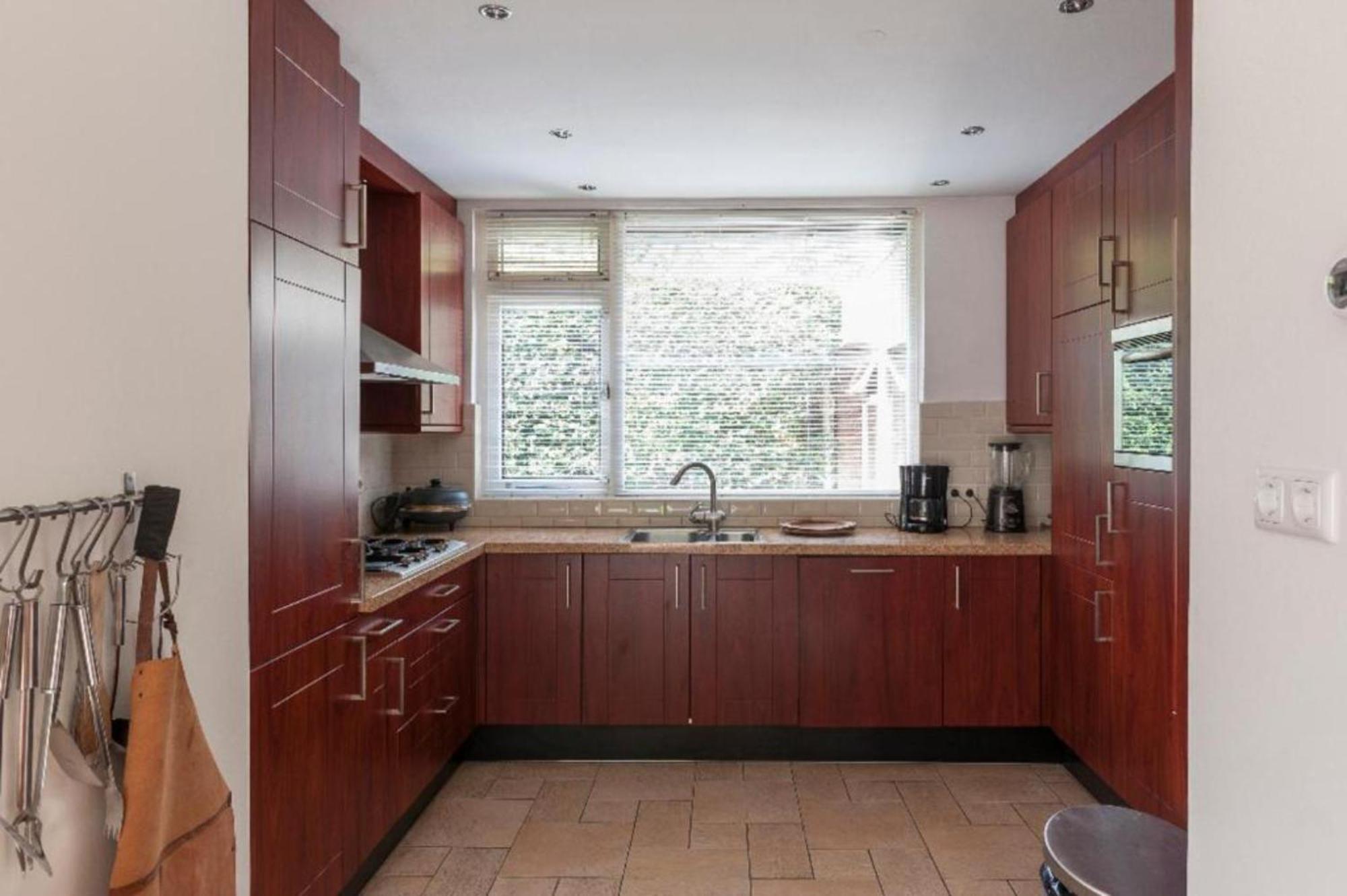 איינדהובן Ground Floor And Twin Bedroom In Luxurious Villa With Beautiful Garden Very Near Tue And Centre מראה חיצוני תמונה